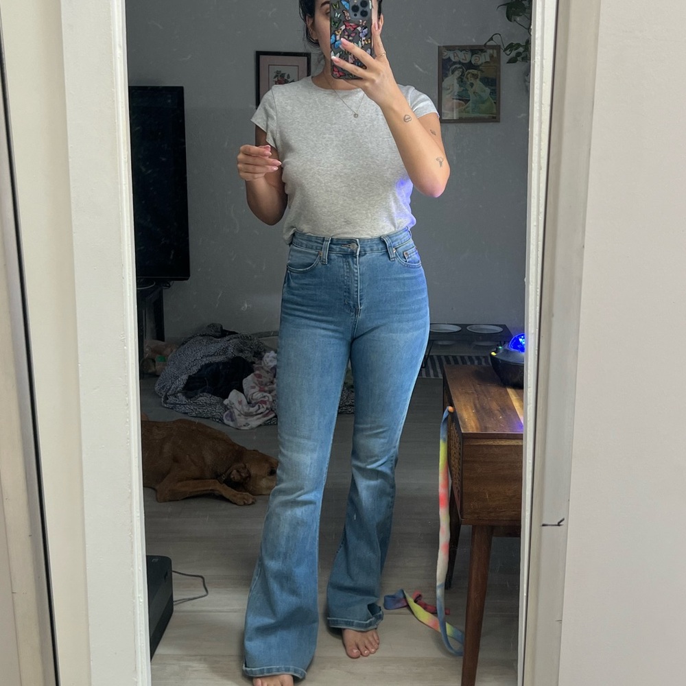 bellbottom jeans